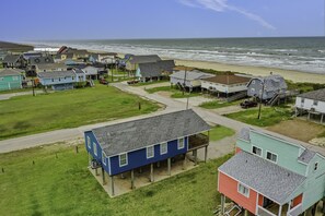 Exterior - 2nd Row Beach House just steps to the sand!  EV  charger! (Surfside Beach)