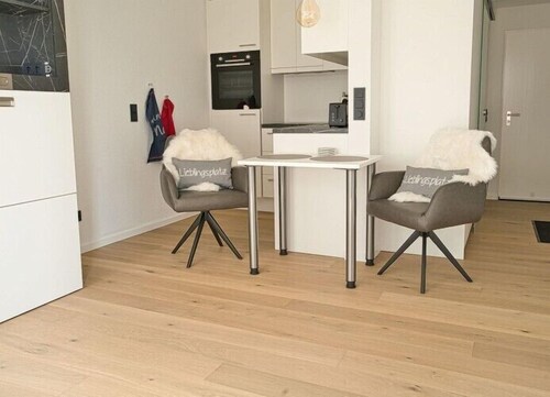 Strand-zeit - ein Steinwurf zum Meer