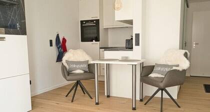 Strand-zeit - ein Steinwurf zum Meer