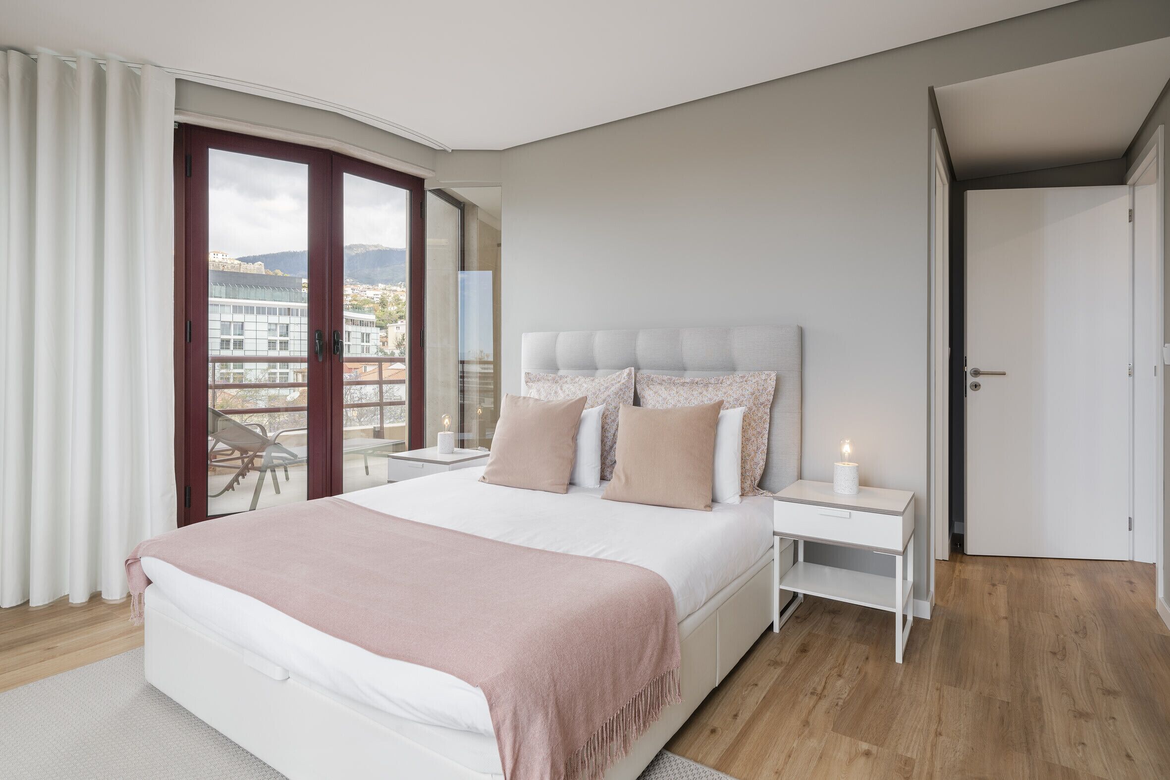 2 soverom, strykejern/-brett, wi-fi og sengetøy