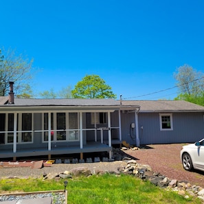 Exterior - Luxury Pocono Mountain Ranch! (Albrightsville)