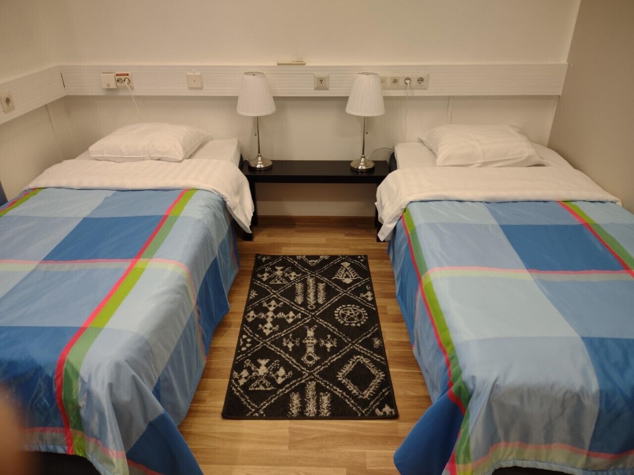 Standard Double Room | WiFi, bed sheets