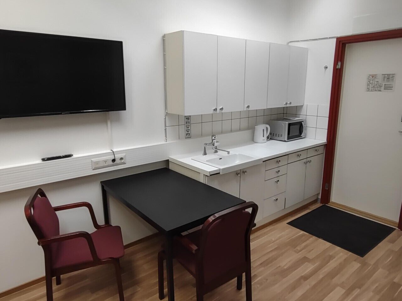 Comfort Double Room | WiFi, bed sheets