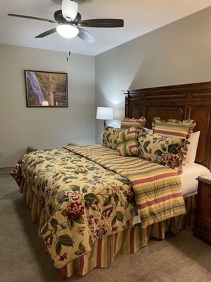 1 室のベッドルーム、WiFi