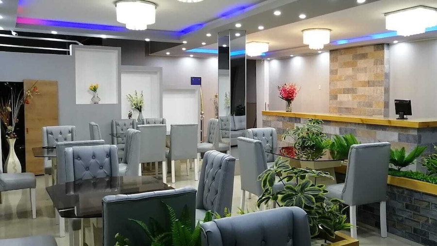 San Isidro Grand Hotel