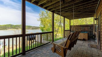 Studio (2 Bedrooms) | Property amenity