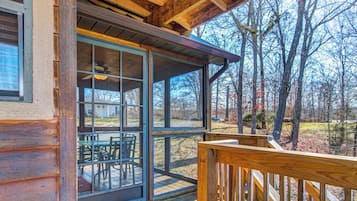 Studio (2 Bedrooms) | Property amenity