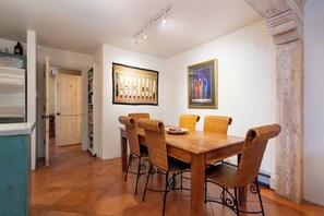 Condo (3 Bedrooms) | Property amenity - Las Brisas 31 by Kokopelli Property Management (Santa Fe)