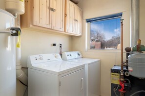 Condo (3 Bedrooms) | Property amenity - Las Brisas 31 by Kokopelli Property Management (Santa Fe)