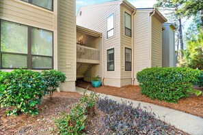 Condo (1 Bedroom) | Property amenity - Lighthouse Tennis 2383 by Hilton Head Retreats (Hilton Head Island)