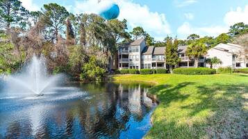 Condo (1 Bedroom) | Property amenity