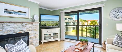 Condo (2 Bedrooms) | Property amenity