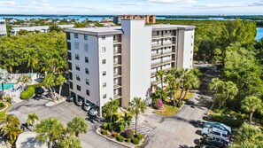 Exterior - Estero Cove 324 by Distinctive Beach Rentals (Fort Myers Beach)