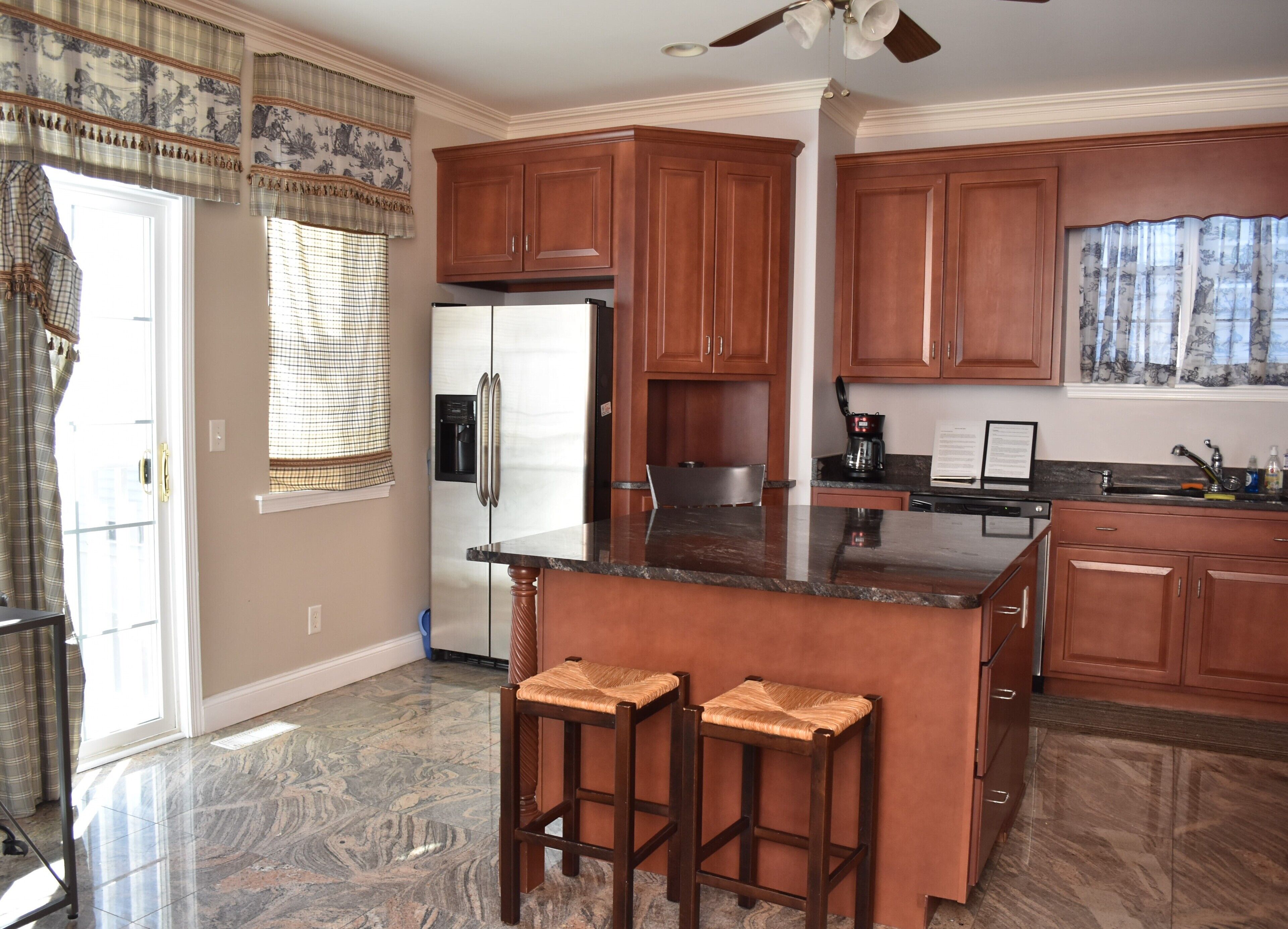 Townhouse Downtown Ocean City Maryland with Bay View