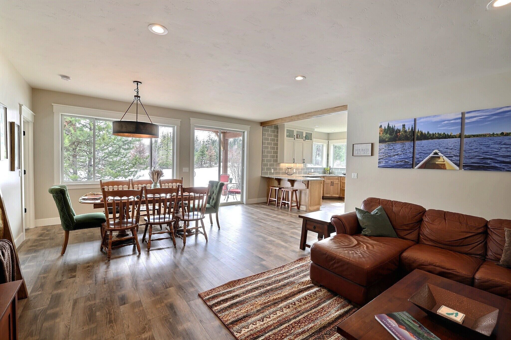 Brand New - 5 minutes to downtown - close to Lake and skiing