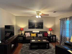 Smart TV, computer monitors