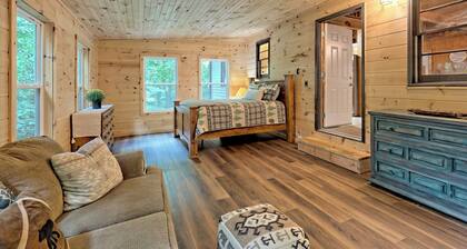 Sylvan Lake Falls Retreat - Dog Friendly!