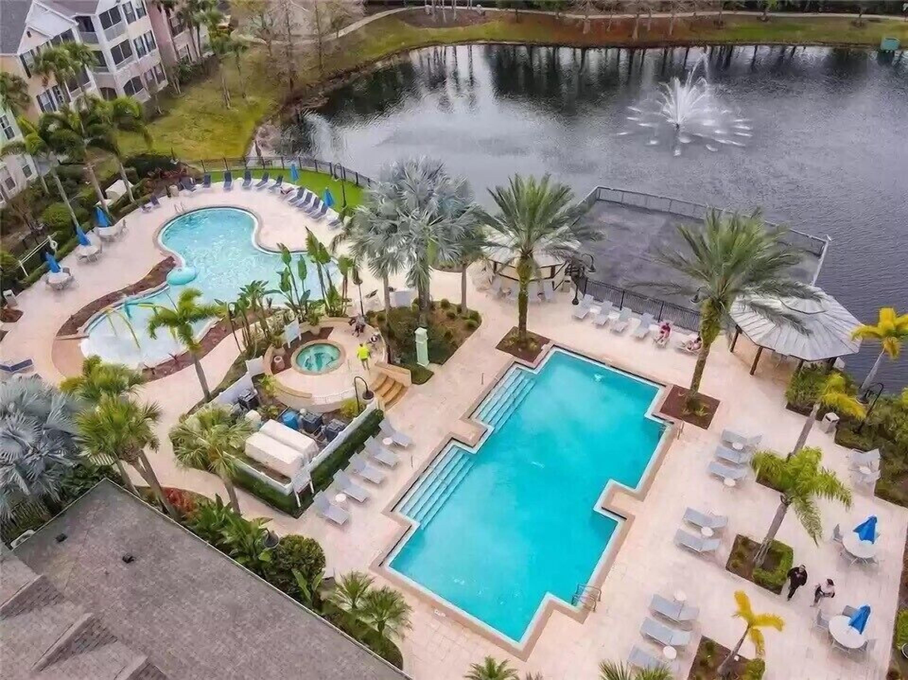 Alberca al aire libre 