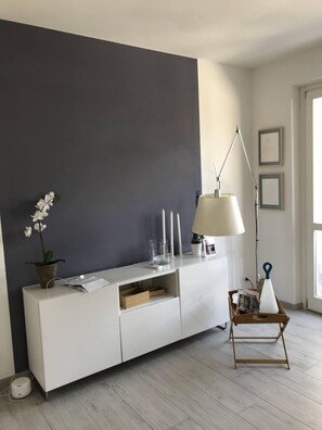 Interior - Cozy apartment 800 mt from the beach (Marina di Carrara)