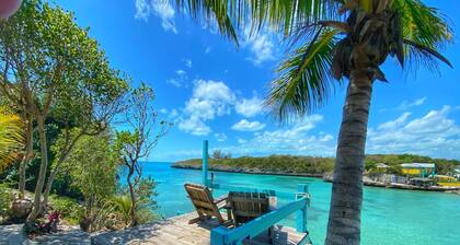WATERFRONT W/POOL, STARFISH