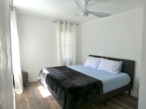 1 bedroom, free WiFi, bed sheets