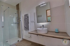 Een douche, een haardroger