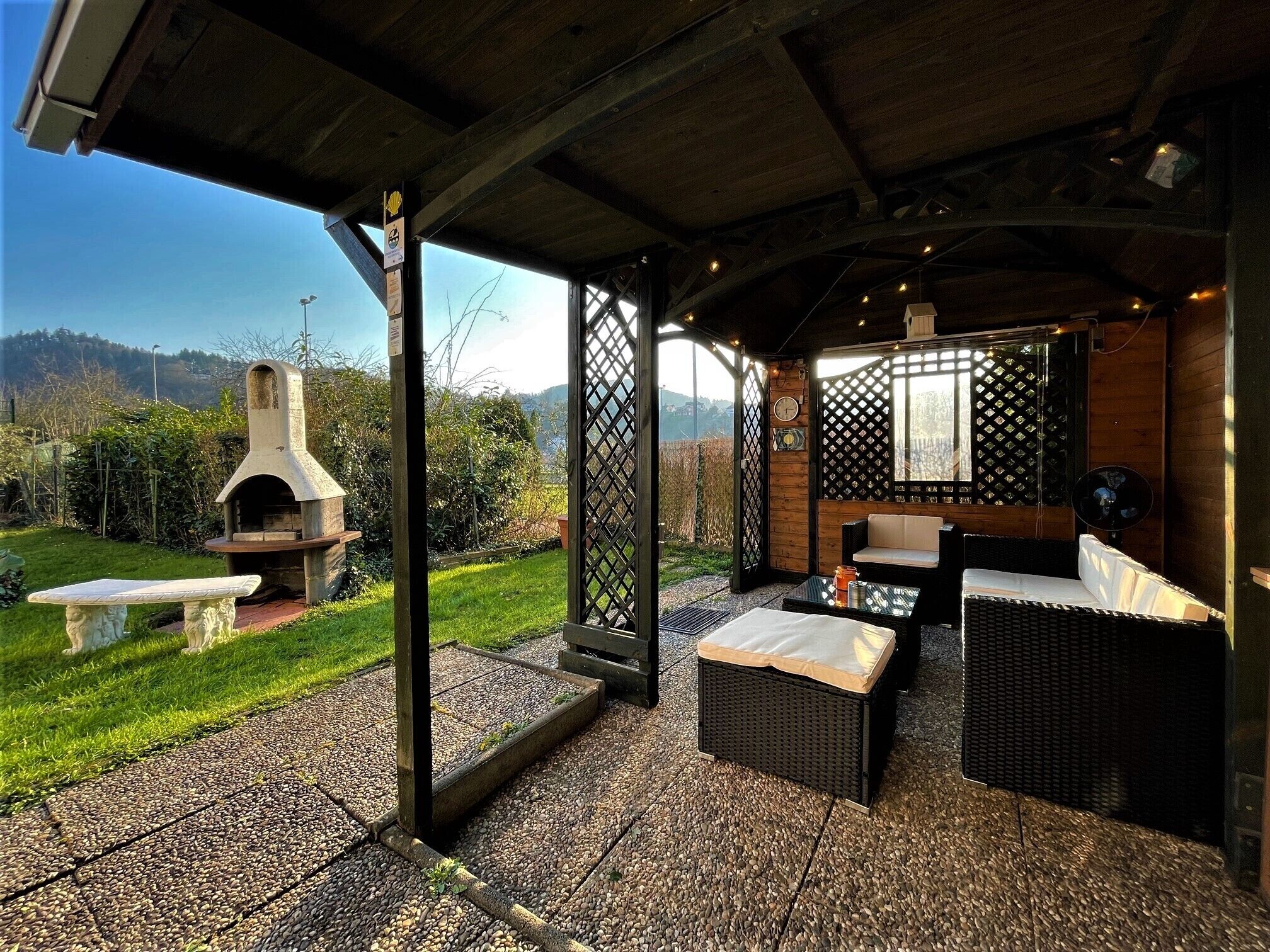 ★Fantastic view of the Moselle | garden | BBQ | box spring bed | SKY & Netflix★