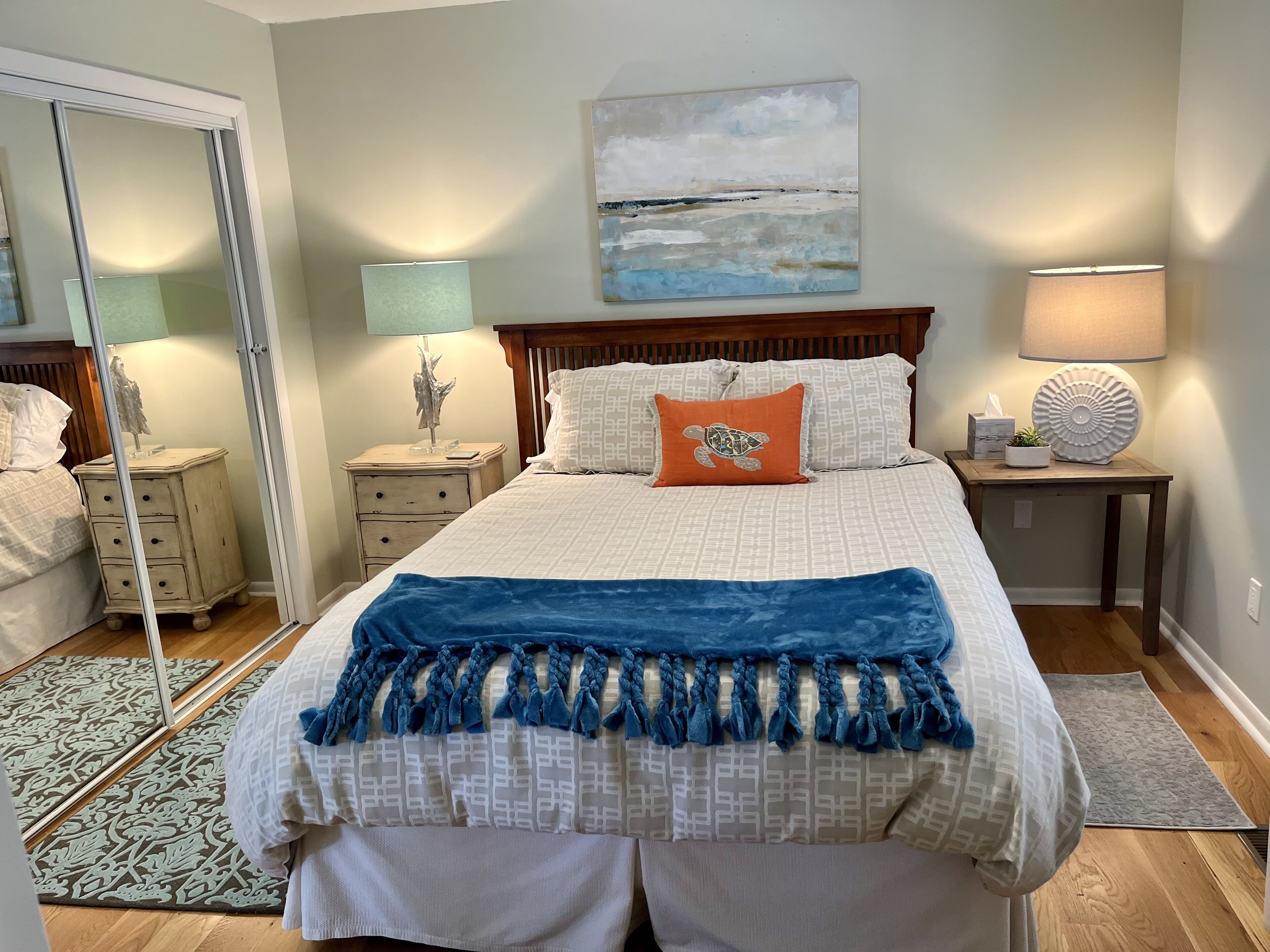 RETREAT - REST - RELAX - REJUVENATE  Riverside Home and boathouse