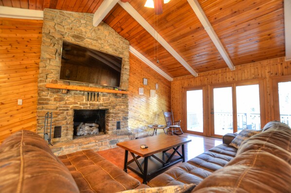 Smart TV, fireplace, foosball, stereo