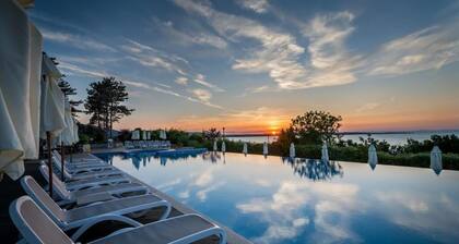 Big famale за вашия комфорт и уют на 5 минути от плажа