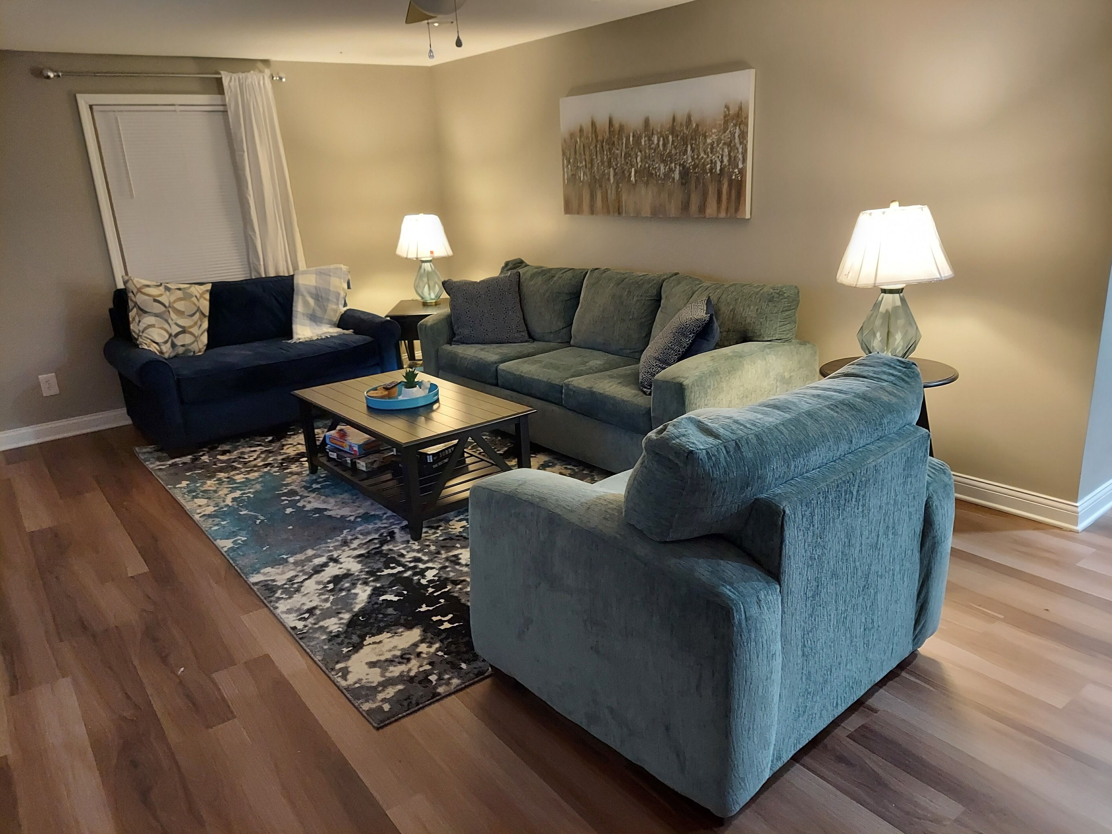 Beautiful 3-Bedroom House. Close to Everything.