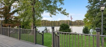 Secluded Riverfront Home + Deep Water Boat Dock - Between Williamsburg-Richmond