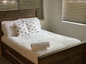 2 bedrooms, in-room safe, iron/ironing board, free WiFi