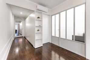 Interior - GuestReady - Bourse Boutique (Porto)