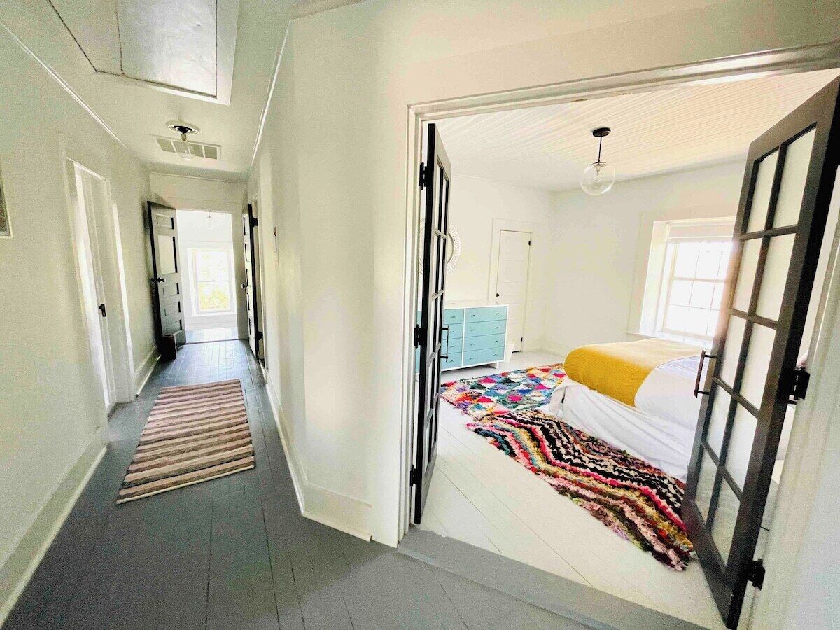 7 chambres, fer et planche à repasser, Wi-Fi gratuit, draps fournis