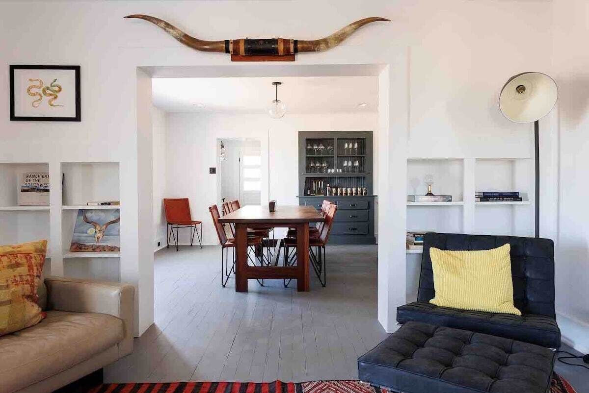 Télévision, espaces bureaux