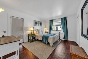 3 habitaciones, cuna de viaje, wifi gratis y ropa de cama