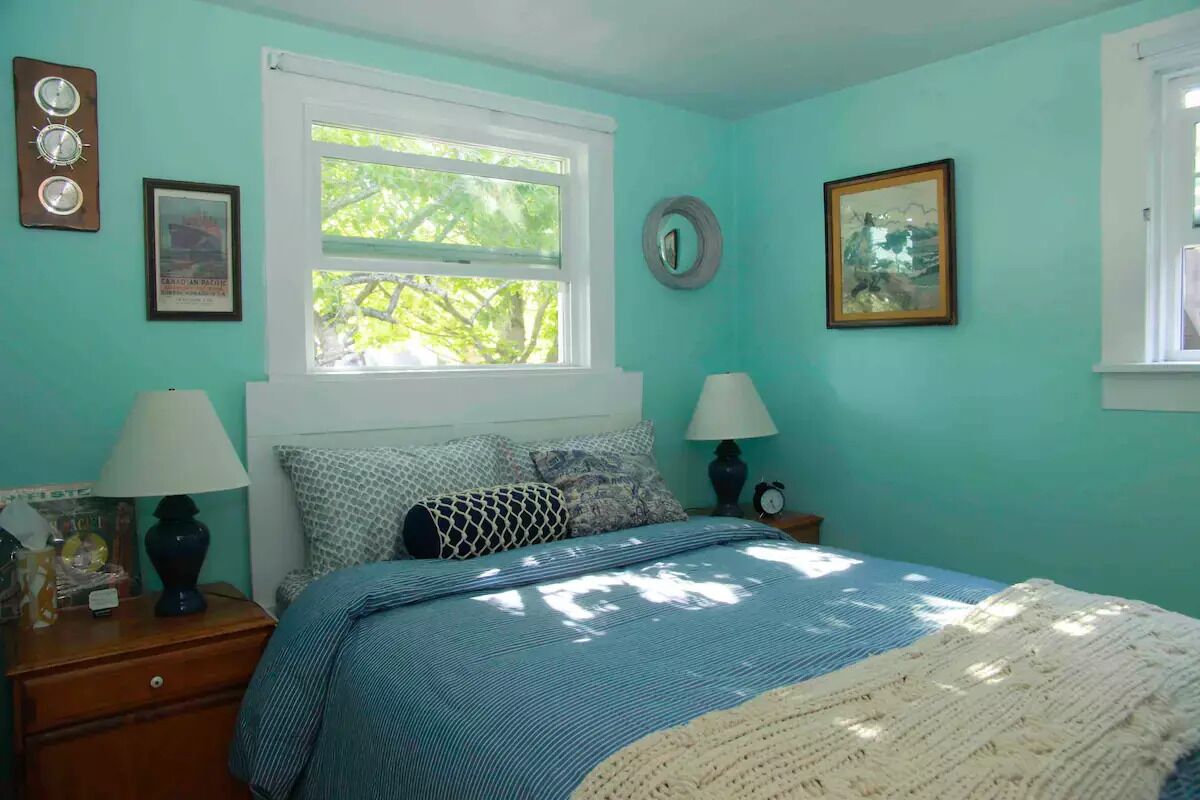 1 chambre, bureau, fer et planche à repasser, Wi-Fi gratuit