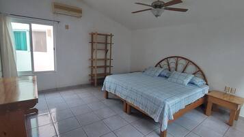 3 makuuhuonetta, ilmainen Wi-Fi, vuodevaatteet