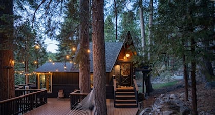 The Lightfoot Cabin · Mid-Century Cabin Perfect for Romantic Getaway