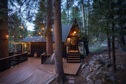 The Lightfoot Cabin · Mid-Century Cabin Perfect for Romantic Getaway
