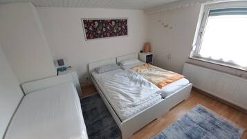 3 Schlafzimmer, Bügeleisen/Bügelbrett, WLAN, Bettwäsche