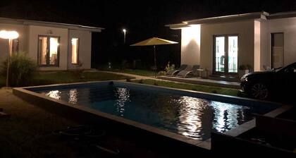 Holiday home modernly furnished with pool, washing machine and dishwasher
