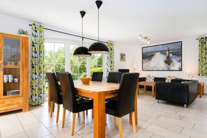 Imagen sin descripción, 3 de 37, botón