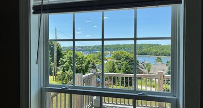 Private Home Sleeps 12 with AMAZING views of water, the bridge & town of Belfast