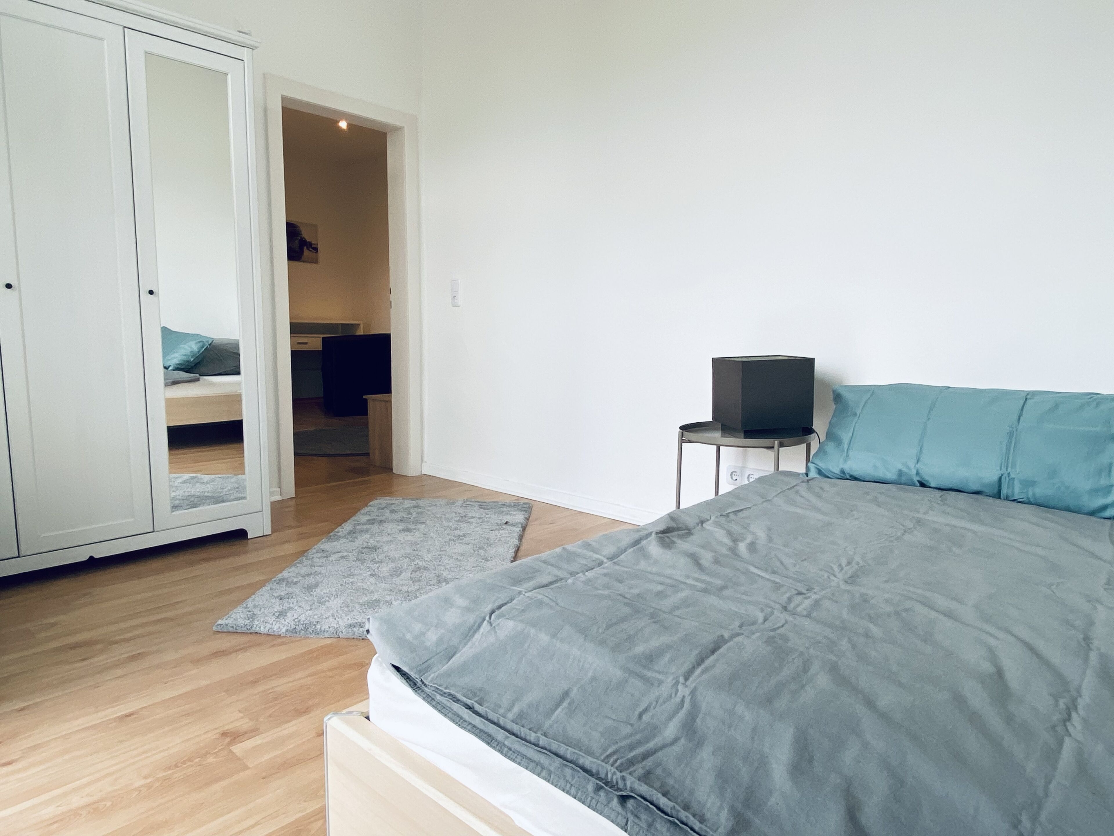 2 bedrooms, desk, iron/ironing board, travel cot