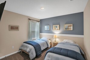 4 bedrooms, desk, iron/ironing board, free WiFi