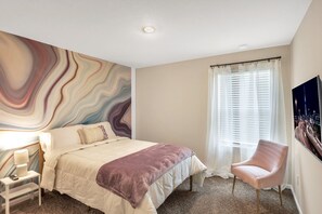 4 Schlafzimmer, Schreibtisch, Bügeleisen/Bügelbrett, kostenloses WLAN