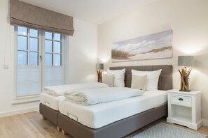 2 Schlafzimmer, Zimmersafe, Bügeleisen/Bügelbrett, WLAN