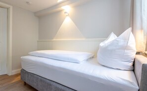 2 Schlafzimmer, Zimmersafe, Schreibtisch, WLAN